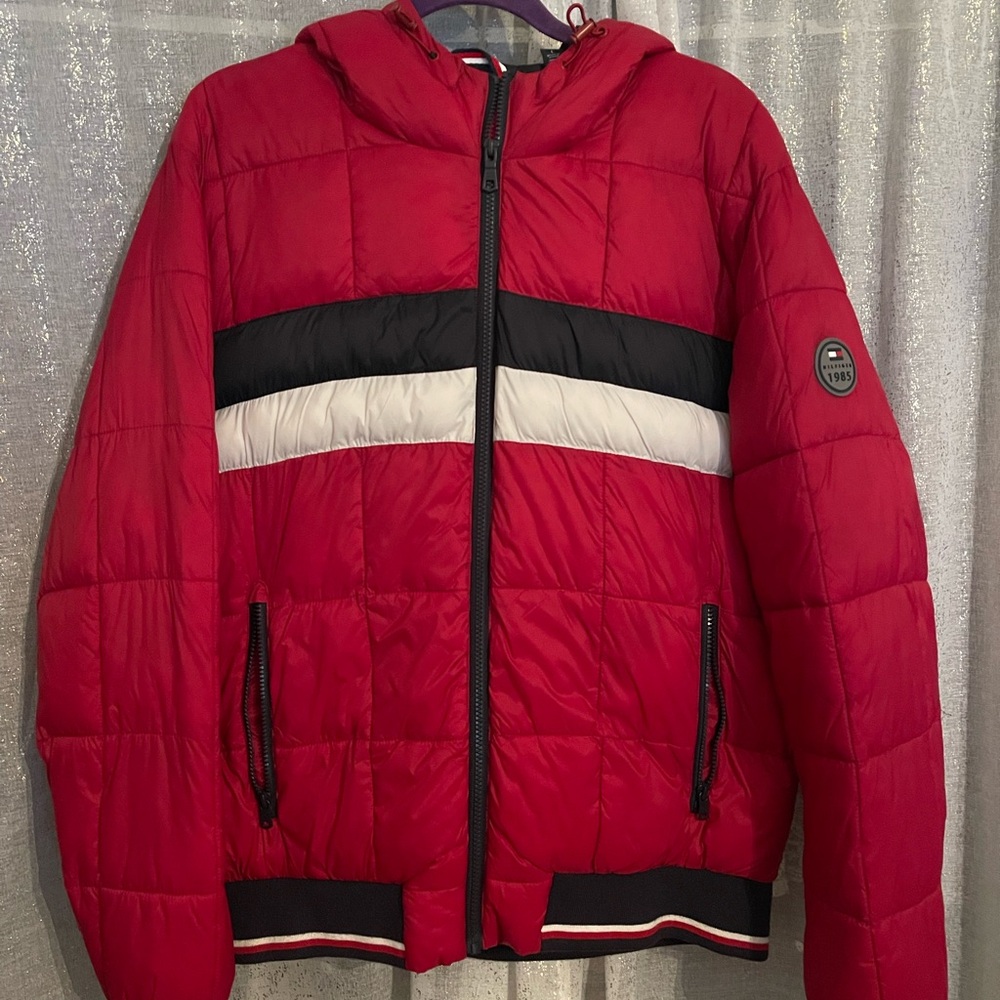 Tommy Hilfiger Puffer Winter Jacket Coat size L Black and White stripe and hood